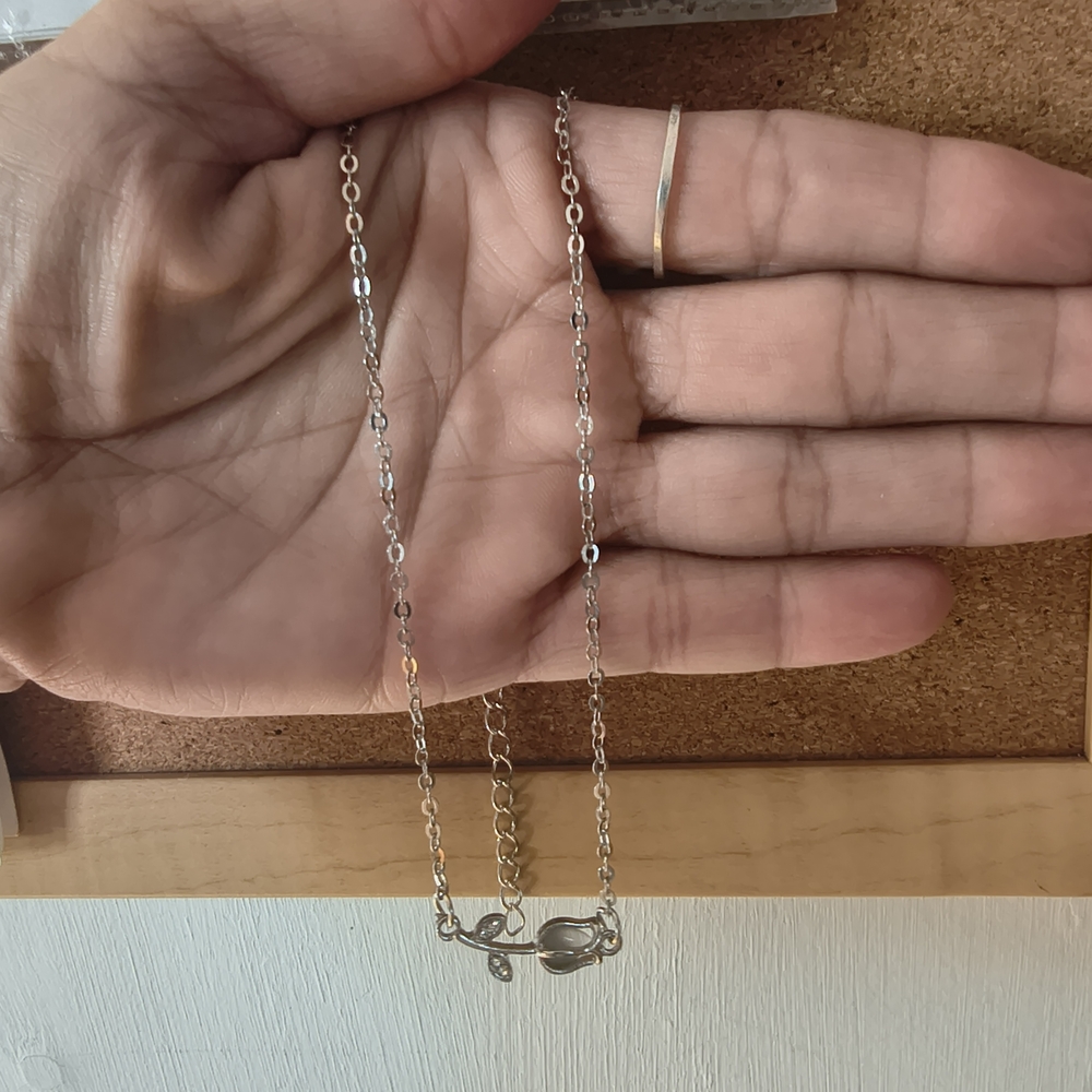 Elegant White Gold Plated Necklace